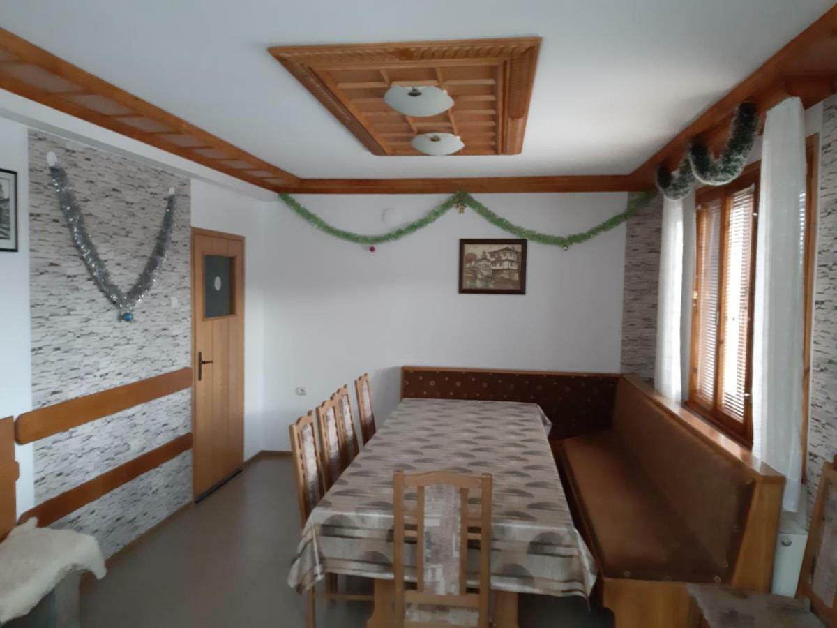 Къща Поколения Tryavna Exterior photo